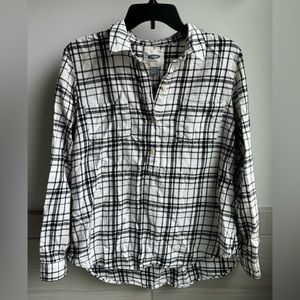 Old Navy Black & White Flannel